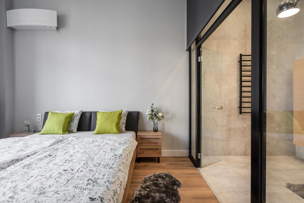 Buenos Boutique - A/C, 2 Bathrms, Amazing View Apartment Budapest Exterior photo